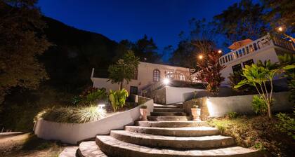 Villa Café y Arte - Xilitla Rainforest Experience