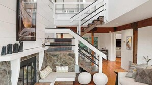 TV, fireplace, stereo, offices