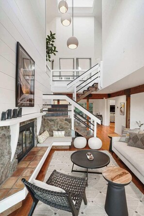 TV, fireplace, stereo, offices