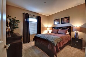 2 bedrooms, iron/ironing board, internet, bed sheets