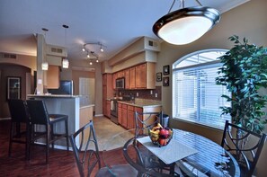 Dining - Amazing Casita with Upgrades Galore! (Scottsdale)
