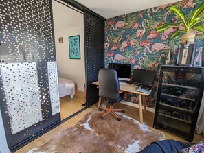 1 camera, una scrivania, ferro/asse da stiro, Wi-Fi gratuito