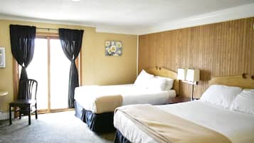 Signature Double Room | Individually decorated, free WiFi, bed sheets