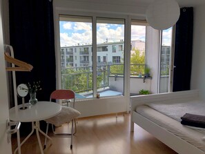 2 habitaciones, tabla de planchar con plancha y wifi gratis 