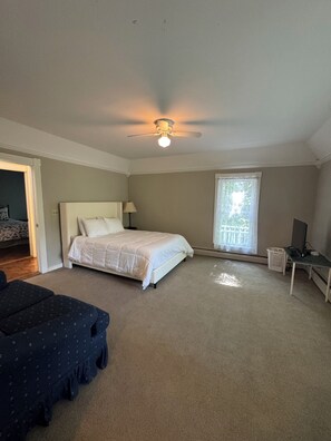 9 bedrooms, iron/ironing board, free WiFi, bed sheets