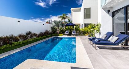 Los Tigres New Villa 4 Bed+4Bath Private Pool!