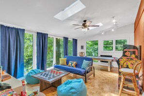 TV, peis og videospill