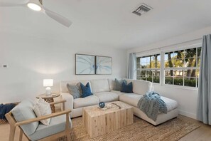 Smart-TV og stereoanlegg