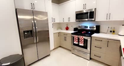 New Construction clean 3 Bedroom 2 full Bathroom , Fully equipped kitchen
