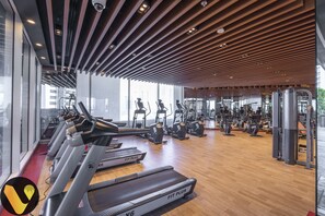 Gym - Bayz Burj Khalifa Views near Dubai Mall (Dubai)