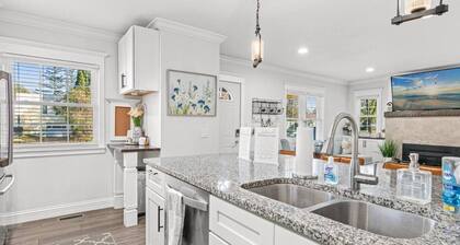 Southie Paradise: Minutes to Xcel Energy Center