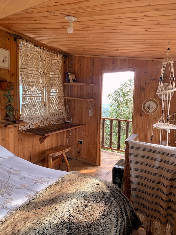 1 bedroom, iron/ironing board, WiFi, bed sheets - Cabin “Eucalipto” at blueberry farm (Cundinamarca)