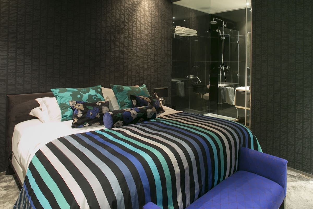 Premier tweepersoonskamer | Luxe beddengoed, donzen dekbedden, individueel gedecoreerd