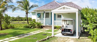 2 Bed 2 Bath Waterfront House located in Schooner Bay, Abaco