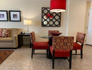 Interior - SUPERBOWL WEEKEND FEB 10TH-17TH, 2024 
3 DAY MINIMUM STAY (Las Vegas)