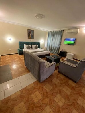 1 chambre, coffres-forts dans les chambres, Wi-Fi gratuit