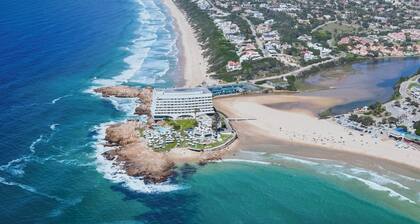 Castleton 19B Family friendly apartment, in a secure resort, in Plettenberg Bay