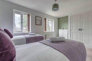 5 soverom, strykejern/-brett, wi-fi (inkludert) og sengetøy