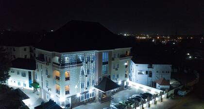 Alheri Royal Apartment