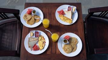 Se sirve desayuno por un coste adicional