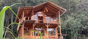 Eco-Finca Hostal Santorum