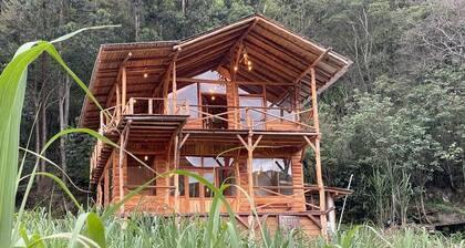 Eco-Finca Hostal Santorum