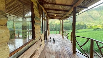Family Cabin | Teres/patio