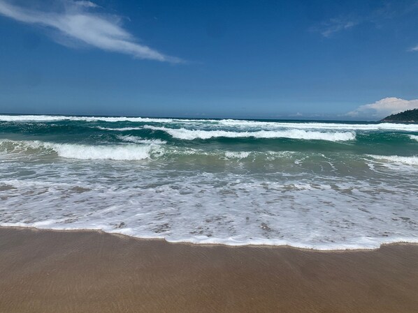 蜜月独立别墅, 使用泳池 | 海滩 | 在海滩、白沙