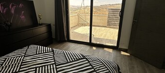 Issawi Villa - Large property with a pool and dune buggy