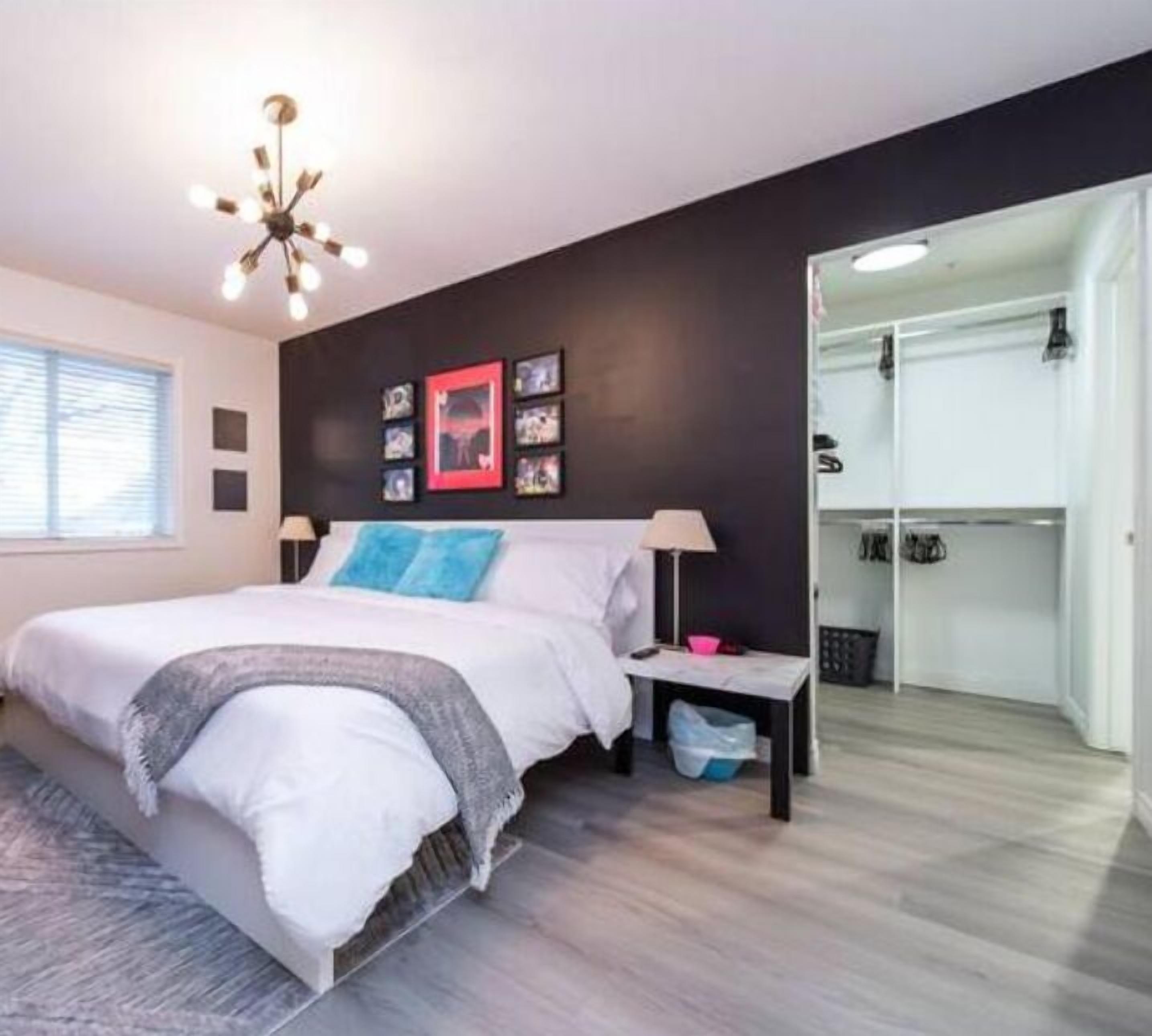 2 bedrooms, desk, iron/ironing board, free WiFi