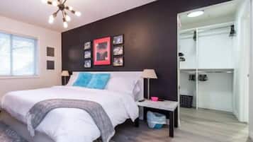 2 bedrooms, desk, iron/ironing board, free WiFi