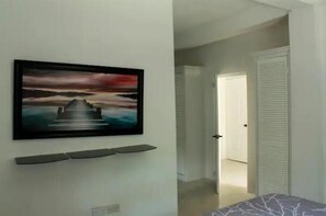 2 habitaciones, tabla de planchar con plancha y wifi gratis 