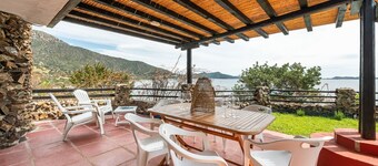 Waterside Oasis House