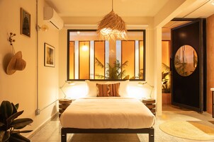 Romantic Studio, Terrace | Hypo-allergenic bedding, memory foam beds, individually decorated