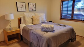 1 dormitorio, tabla de planchar con plancha, wifi gratis y ropa de cama