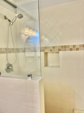 Hair dryer, towels, soap, toilet paper - Rita's Restful Oceanview (Atlantic Beach)