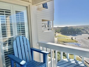 Property grounds - Rita's Restful Oceanview (Atlantic Beach)