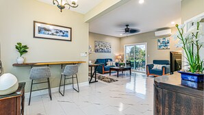 Unclassified image, 3 of 38, button - Hilo Town Center home (Hilo)