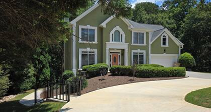 Cozy 1Br Minutes from Mall of GA and Lake Lanier