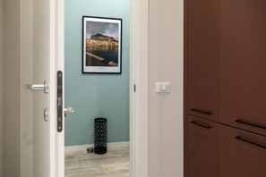 Interior - Nella's Holiday ~ Deluxe Apartment in Cefalù (Cefalù)