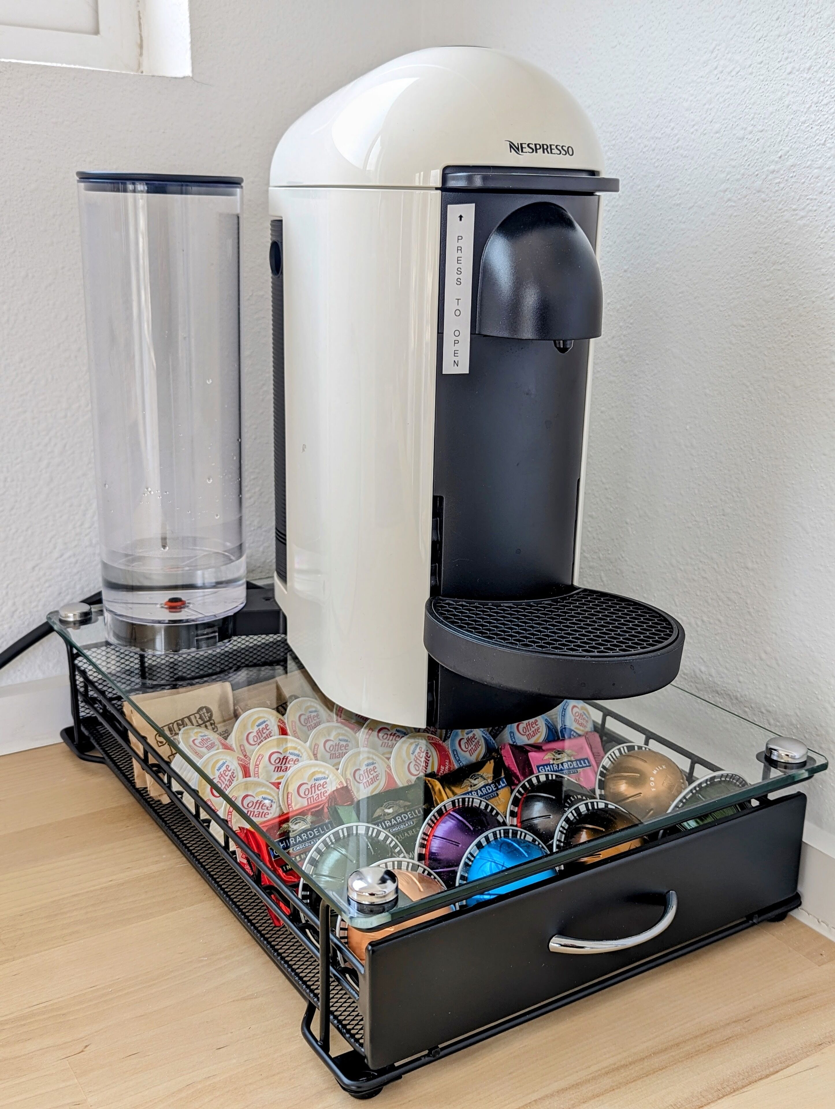 Kaffee und/oder Kaffeemaschine