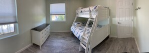 3 bedrooms, free WiFi, bed sheets