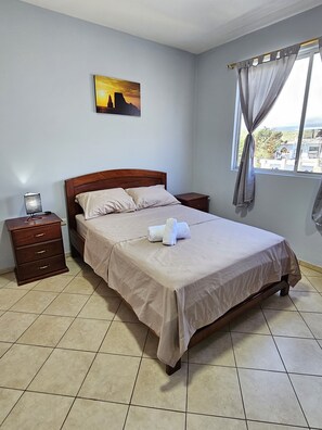 2 bedrooms, desk, iron/ironing board, free WiFi - Endemic Suite - Apartamento con Azotea Vista 360 (Puerto Ayora)