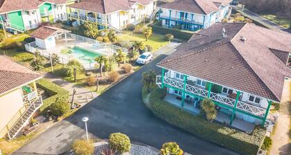 Sanguinet bel appartement 4/6 couchages dans résidence avec piscine en plein centre ville et à ...