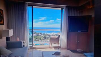 Smart TV, computer monitors, printers