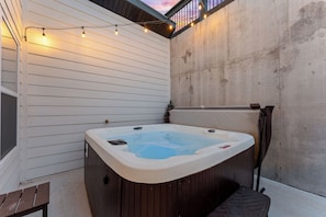 Bain à remous intérieur