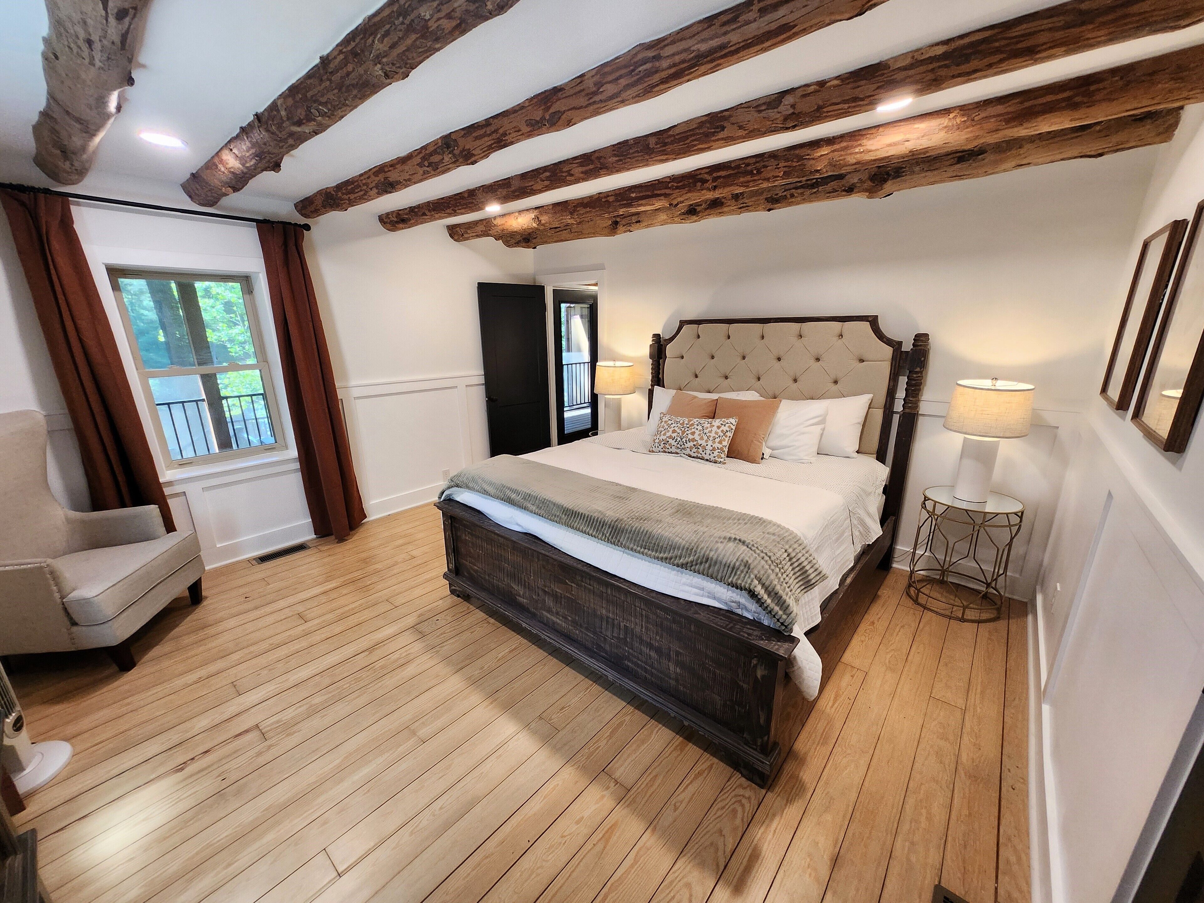 3 間睡房、熨斗/熨衫板、Wi-Fi、床單