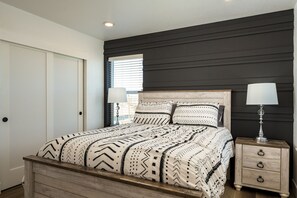 5 soverom, strykejern/-brett, wi-fi og sengetøy