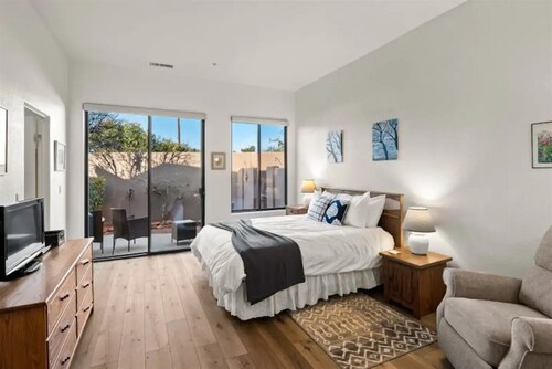 Golf & Pickleball at Casa de Cielos