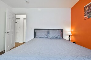 2 soverom, strykejern/-brett, wi-fi (inkludert) og sengetøy